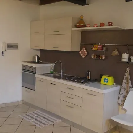 Borghello 2level Airport Apartament *