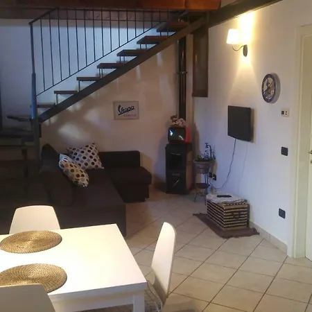 Borghello 2level Airport