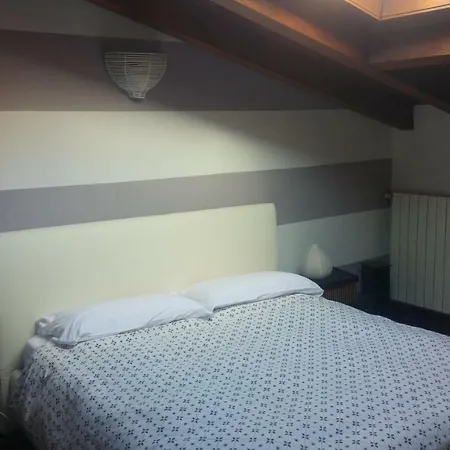 Borghello 2level Airport * Bergame