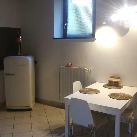 Borghello 2level Airport Appartement *