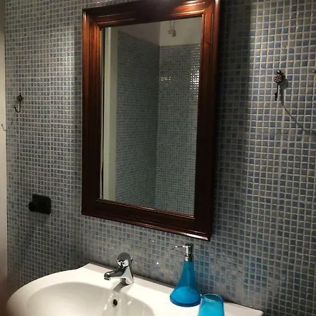 Borghello 2level Airport Apartment *