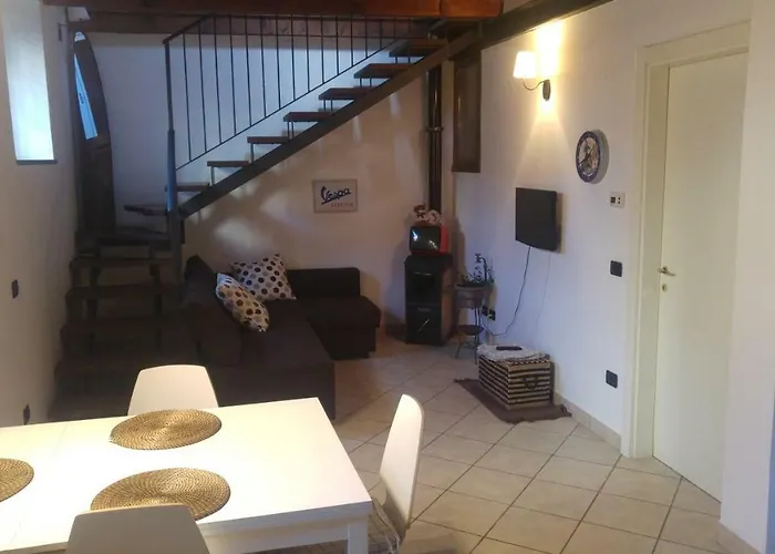 Borghello 2level Airport